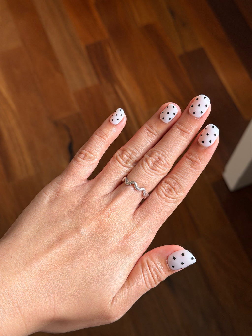 La La Land (Extra Short Squoval)