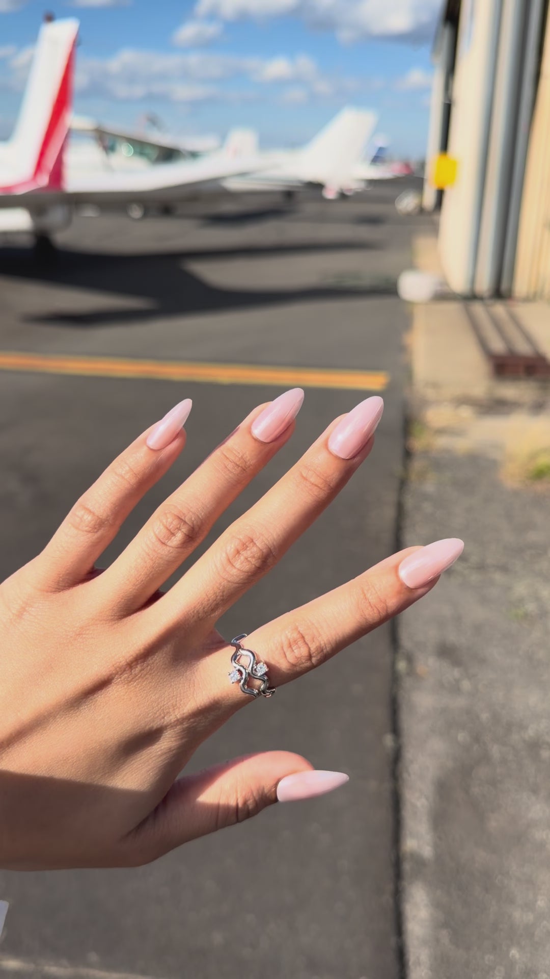 Hailey (Medium Almond)